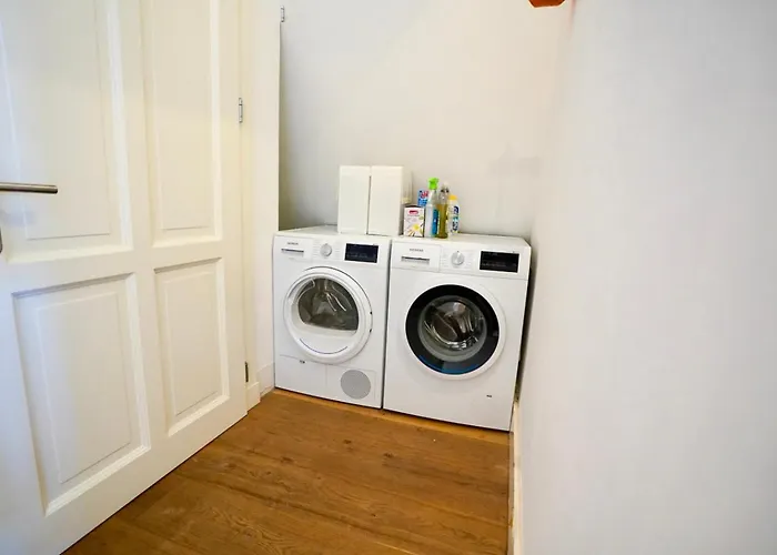 Maisonette Loft In The Location In Daire Köln