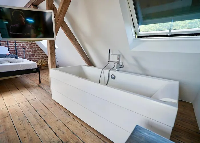 Maisonette Loft In The Location In 公寓 *